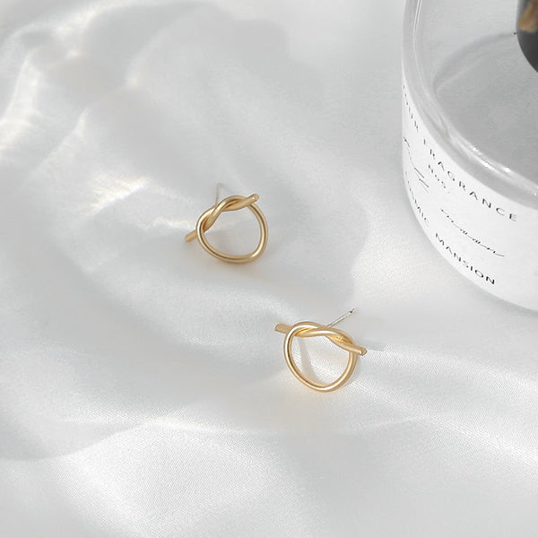 Gold Stud Earrings for Women | Simple Earrings Design Gold | GATTARA