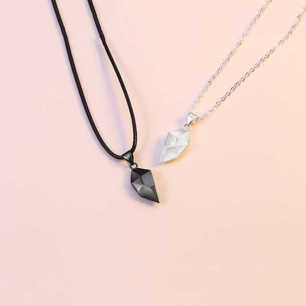 Magnetic Heart Necklace for Couple | Valentine's Day Gift | GATTARA